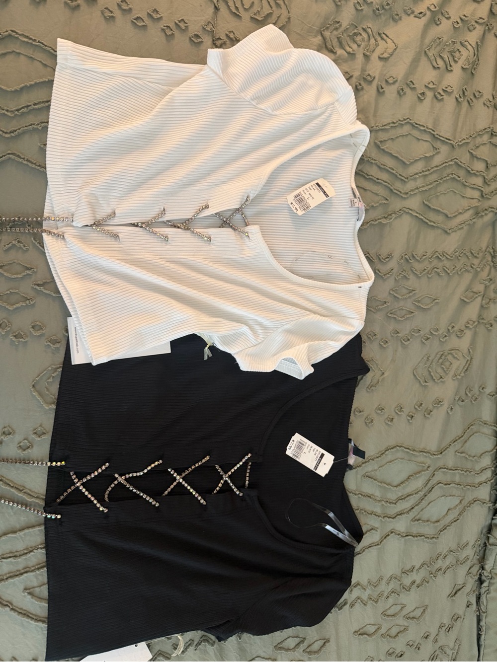 Women’s Ribbed Knit Lace-Up Front Top - White & Black
